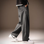 Men's Pleated Straight-Leg Drawstring Pants