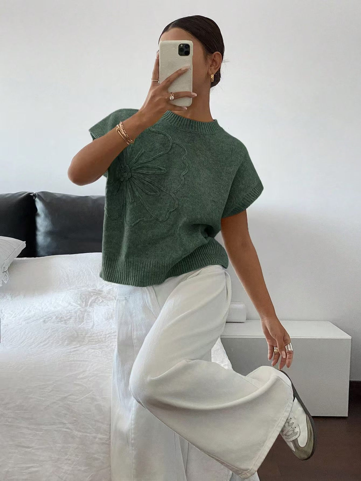 Women's Sculpted Floral Jacquard Knit Top – Dark Green